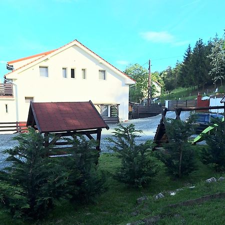 Holling Apartman Fertőboz エクステリア 写真